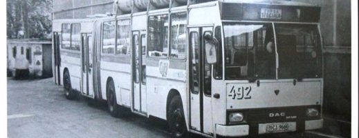 Autobuzul alimentat cu gaz metan, o 