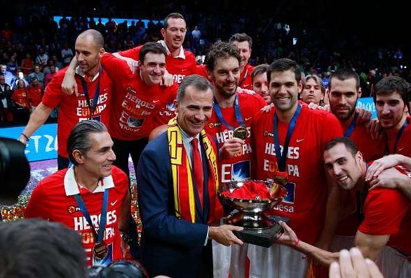 Spania a câştigat trofeul european în 2015 şi va juca împotriva României la Cluj. FOTO / Sportskeeda.com