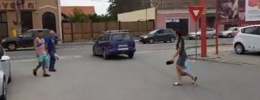 Primarul din Gilău, pus la zid pentru că nu amplasează semafoarele cerute: „Corupție, incompetență?”