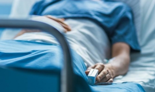 Primul deces provocat de CORONAVIRUS în rândul bătrânilor de la căminul din Ţaga
