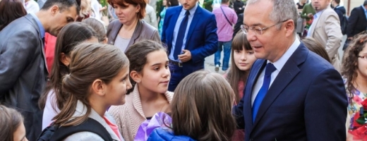 Primarul vrea ca Clujul să fie primul oraș care redeschide școlile: „Ar trebui să se descentralizeze această decizie”