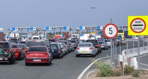 Italia ar putea interzice intrarea românilor în țară