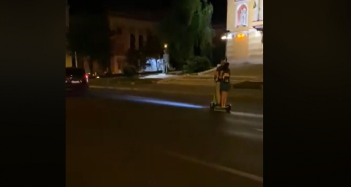 VIDEO. Taximetriștii clujeni, foc și pară pe „trotinetiști”: „Asistăm de câteva săptămâni la o adevarată invazie de trotinete verzi”