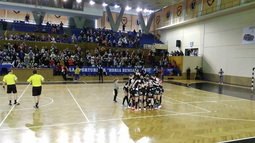 Handbalistele de la „U” Cluj debutează în noul sezon contra lui Crișul Chișineu-Criș