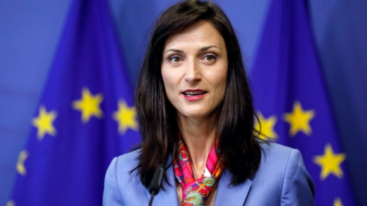 Primul comisar european INFECTAT cu COVID-19. Mariya Gabriel a fost în Cluj-Napoca