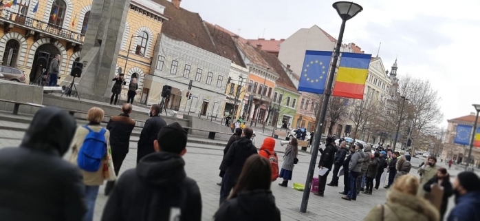 Protest anti restricții în Cluj-Napoca. Sursă foto: Georgiana Tănăsescu. 