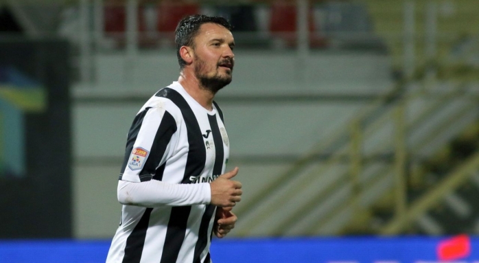 CFR Cluj negociază transferul lui Budescu