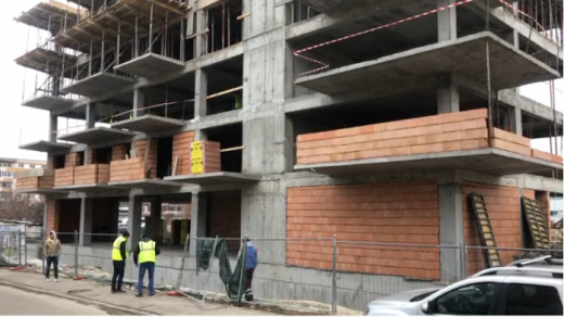 Indieni, prinși lucrând ILEGAL la Cluj. Le-a fost interzis să mai intre în România.