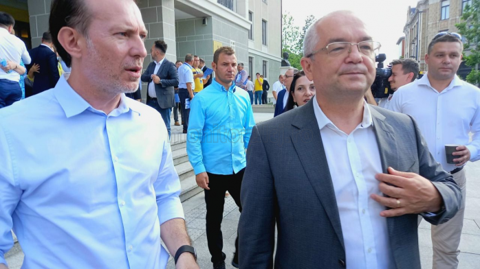 Boc e de facto șeful PNL. Singura voce care contează în partid!