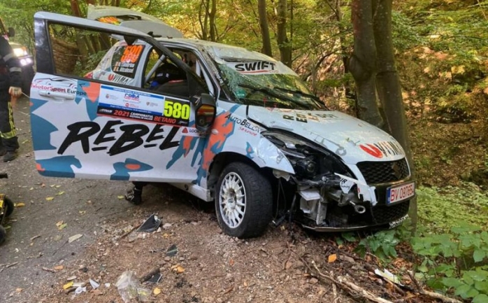 ACCIDENT la Raliul Clujului 2021. Echipajul se află sub supraveghere medicală