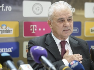 Iordănescu: „Dorim să simplificăm şi mai mult ecuaţia calificării”