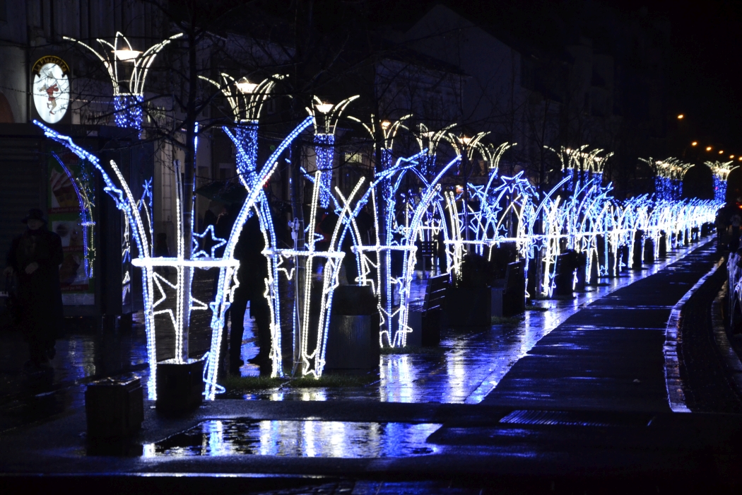 Pe Ploaie Veţi Aprinde Luminile De Ceaţă Din Spate Clujul aprinde luminiţele pentru sărbătorile de iarnă pe 1 decembrie