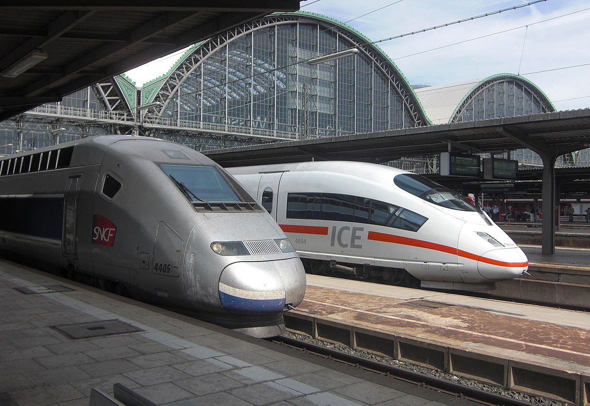 Tren De Mare Viteză Si Autostradă Intre Cluj Oradea Arad Si