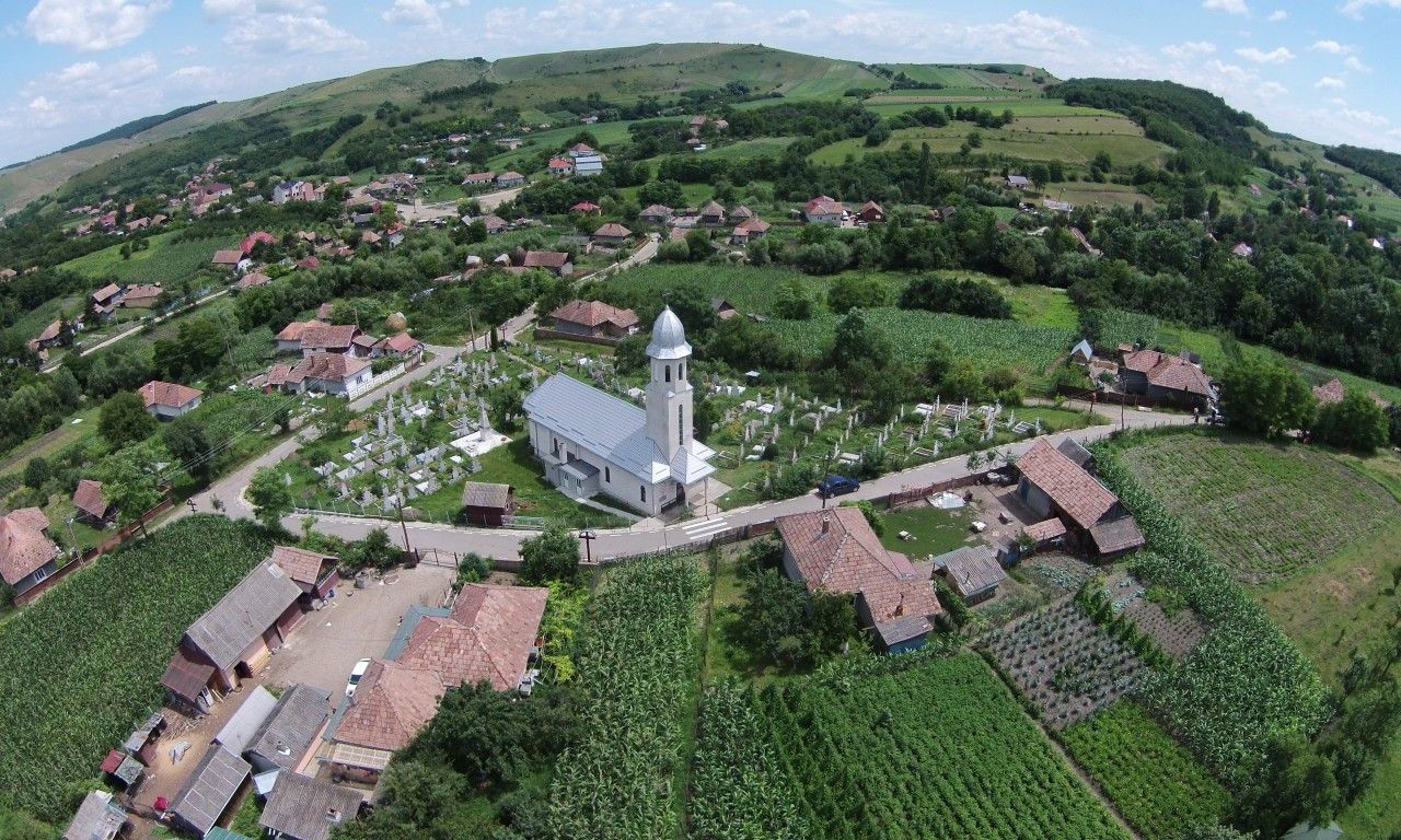 O localitate din Cluj a depășit incidența de 11 cazuri la mie. Ce restricții se impun în cea mai „infectată” zonă din județ?