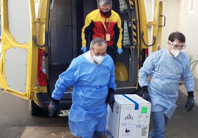 Peste 76.000 doze de vaccin Pfizer sosesc luni în Cluj-Napoca. Unde te vei putea imuniza cu Pfizer în Cluj?