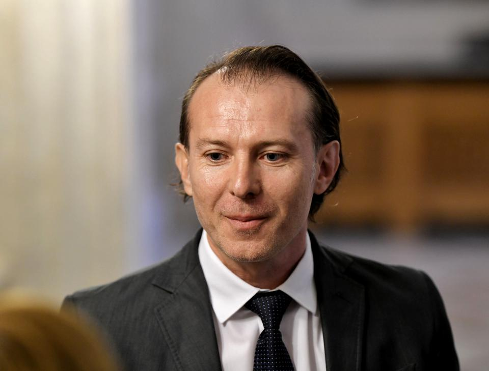 Florin Cîțu: „Discutăm despre evenimente private pentru cei vaccinați. Vom avea evenimente pilot în Cluj”