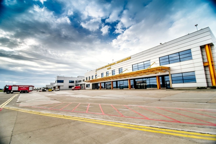 Aeroportul Cluj a suplimentat numărul locurilor de parcare. Vezi tarifele